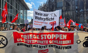 Die Linke em ato contra o militarismo